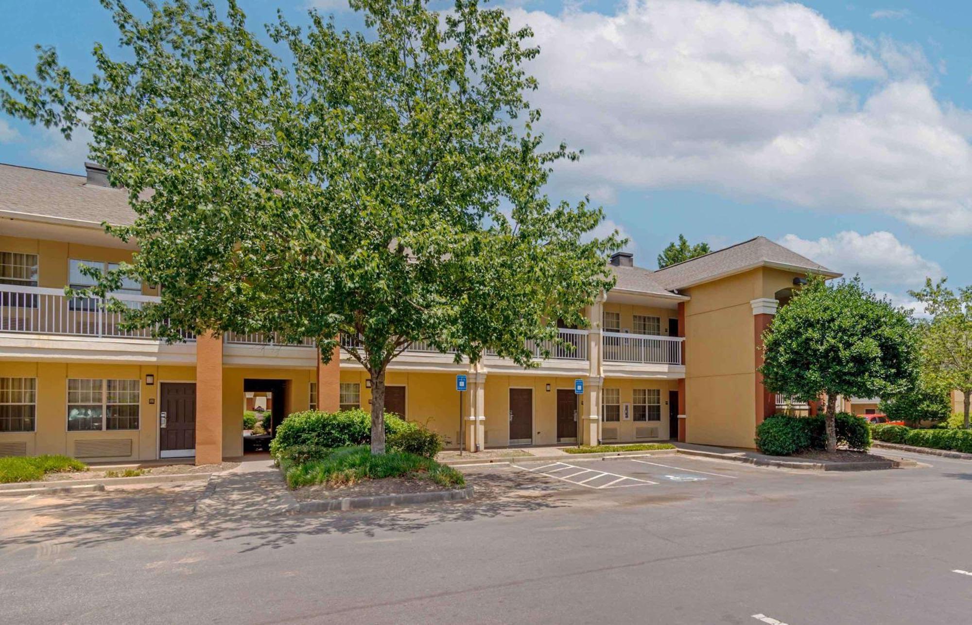 Extended Stay America Select Suites - Atlanta - Cumberland Mall Smyrna Exterior photo