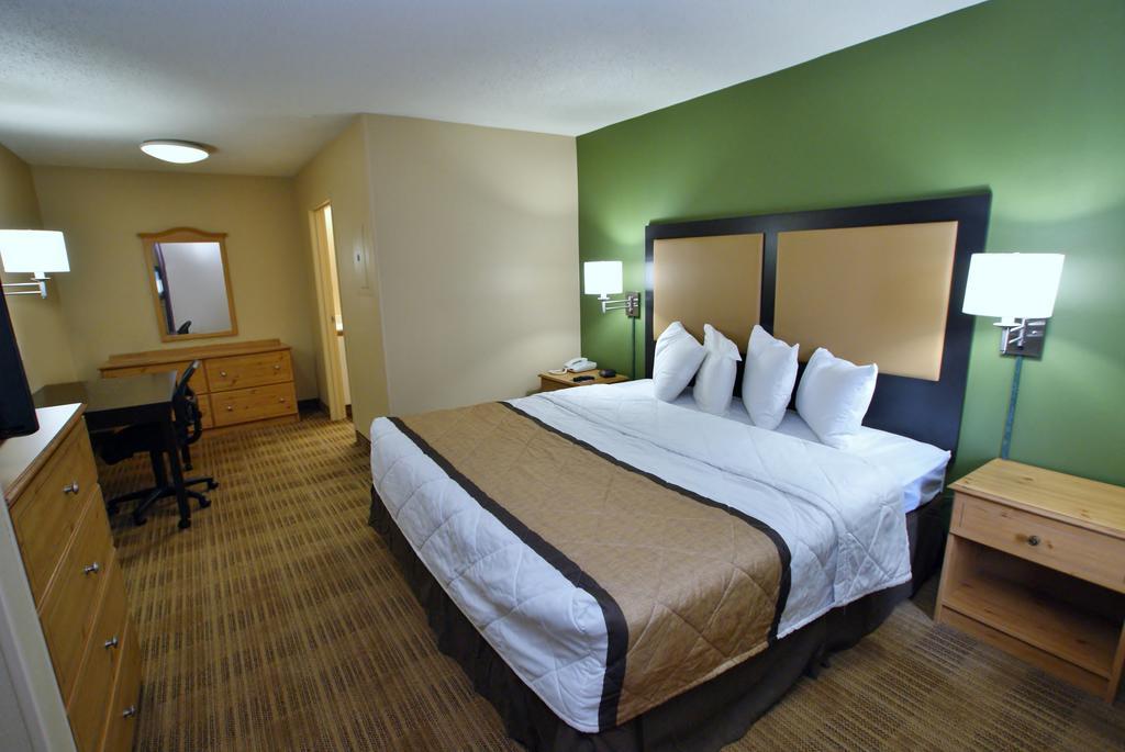 Extended Stay America Select Suites - Atlanta - Cumberland Mall Smyrna Exterior photo