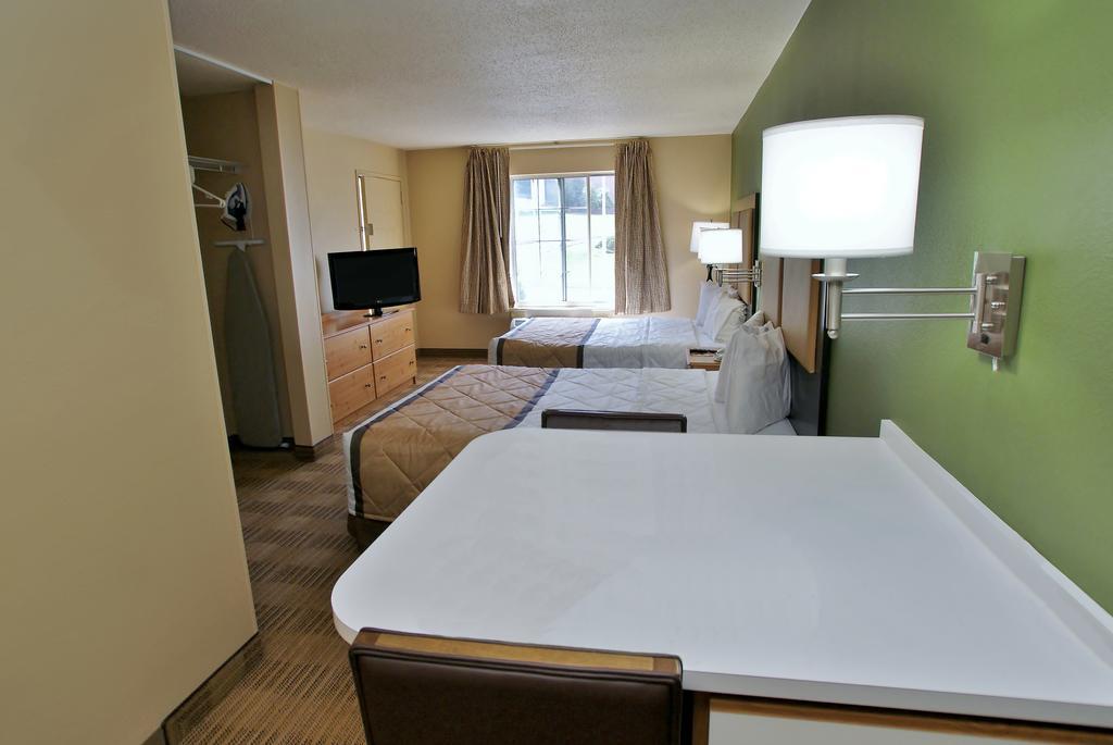 Extended Stay America Select Suites - Atlanta - Cumberland Mall Smyrna Exterior photo